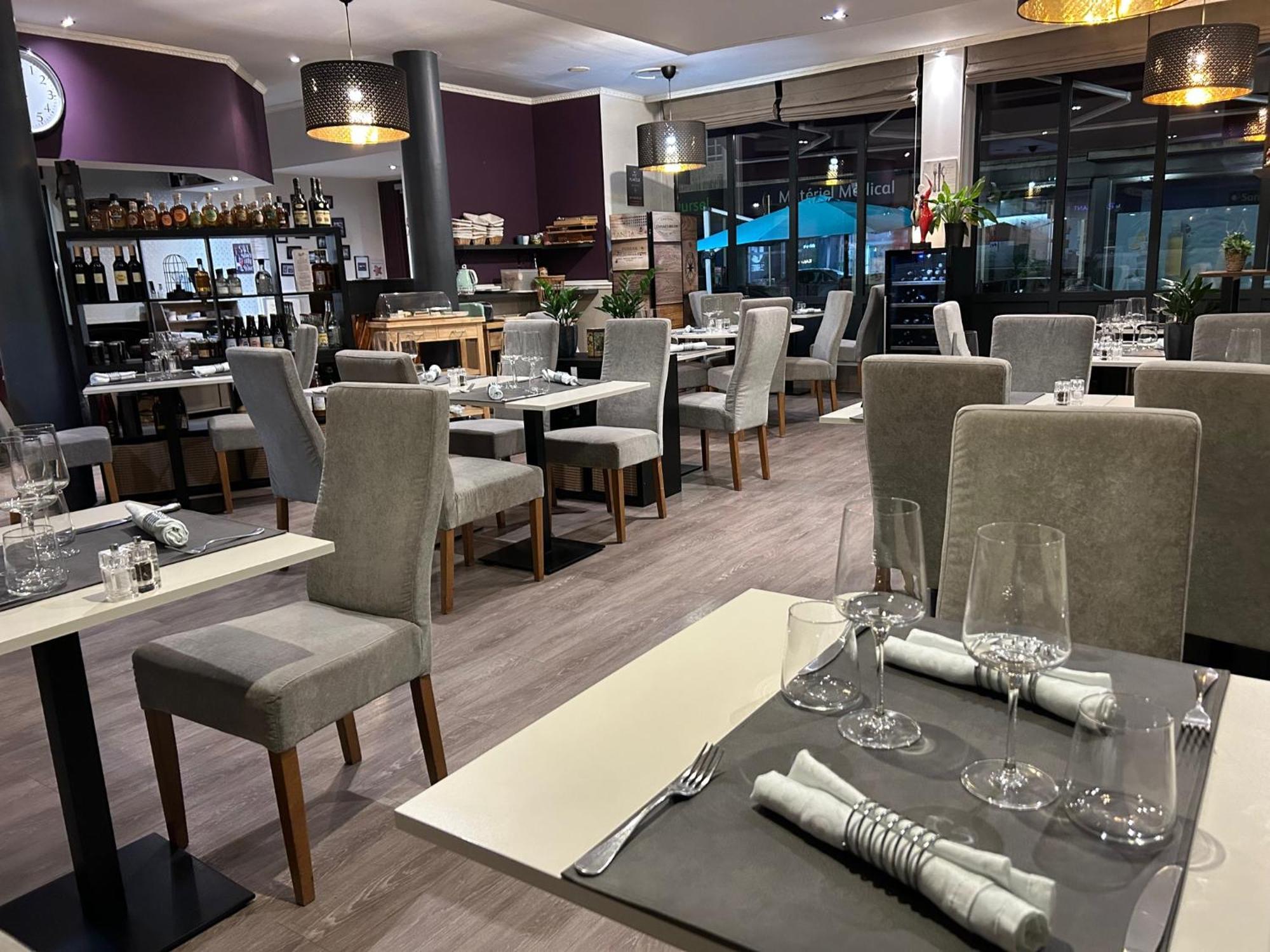 Logis Hotel-restaurant La Coupe D'or 3* Lisieux
